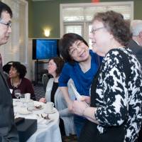 winner family discussing